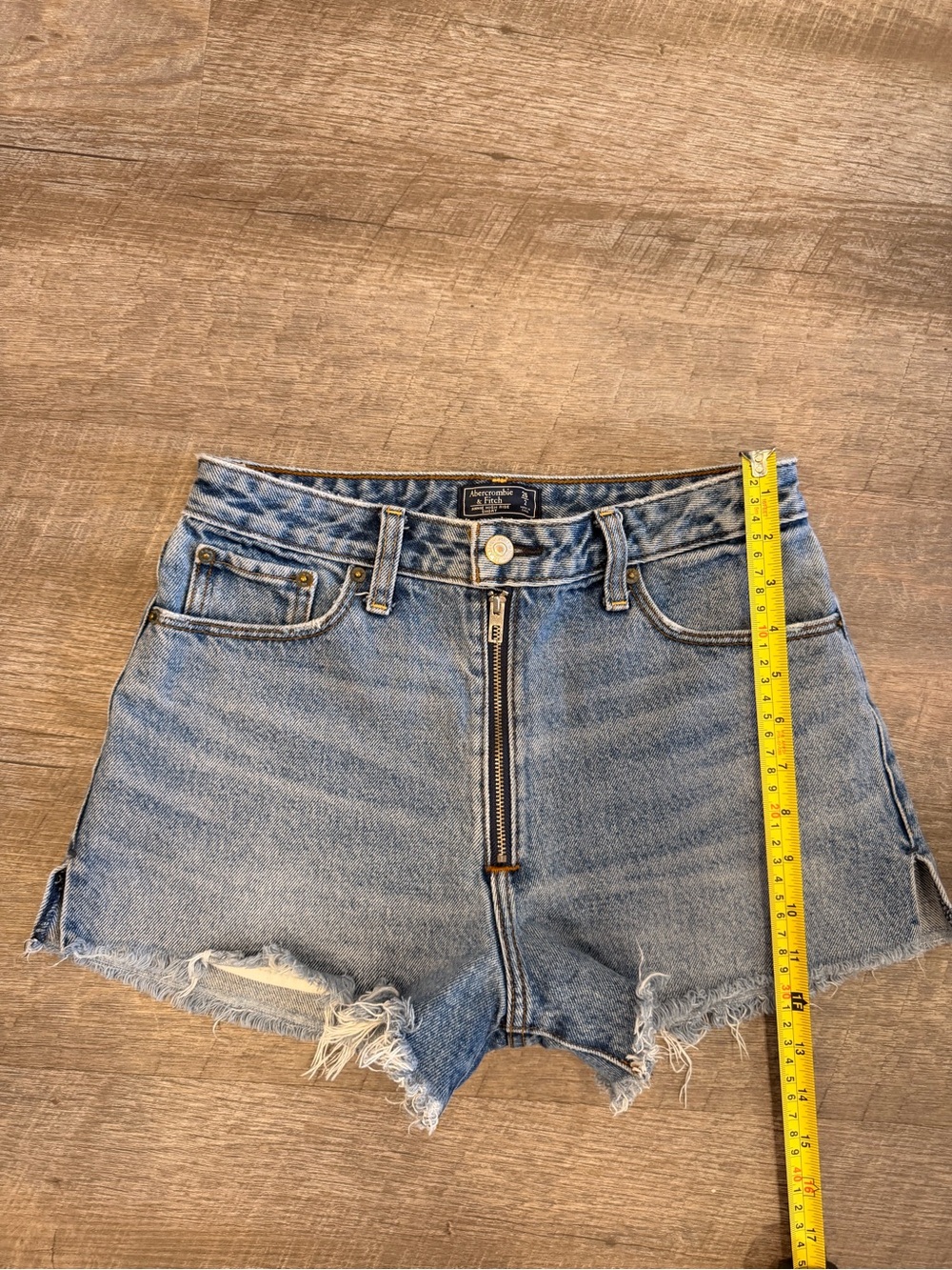 Abercrombie & Fitch Annie High Rise Cut Off Shorts Women’s Size 26 Clean Girl - Picture 7 of 8